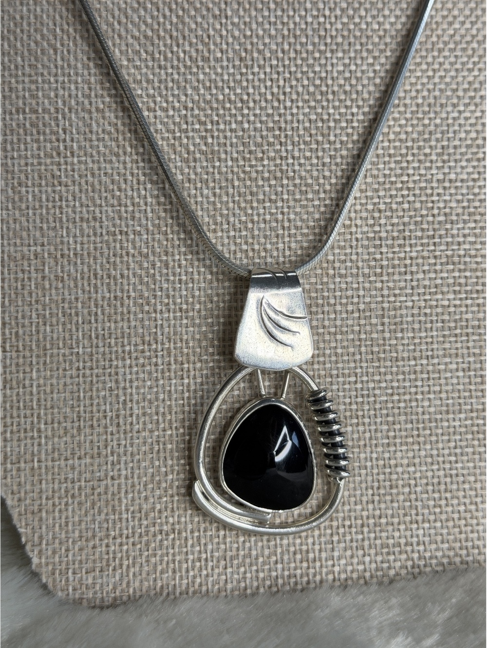 Silpada Vintage Sterling Silver Oblong Black Obsidian Coil Pendant S0756 RARE